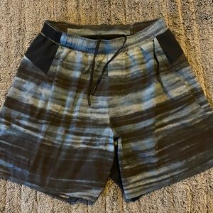 Lululemon men’s size S shorts